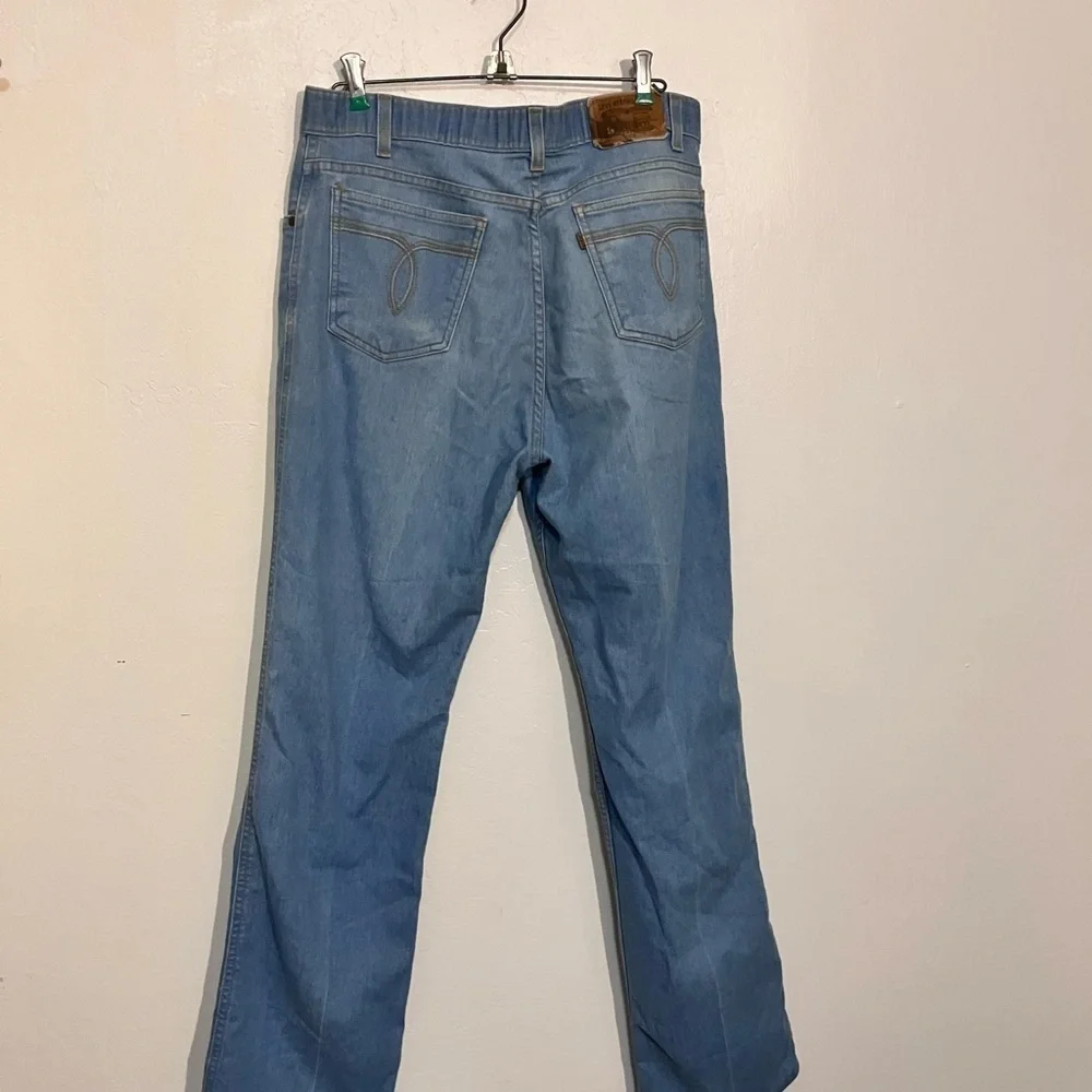 Levi’s 1999 34x 33 cotton blend denim jeans w decorative pockets